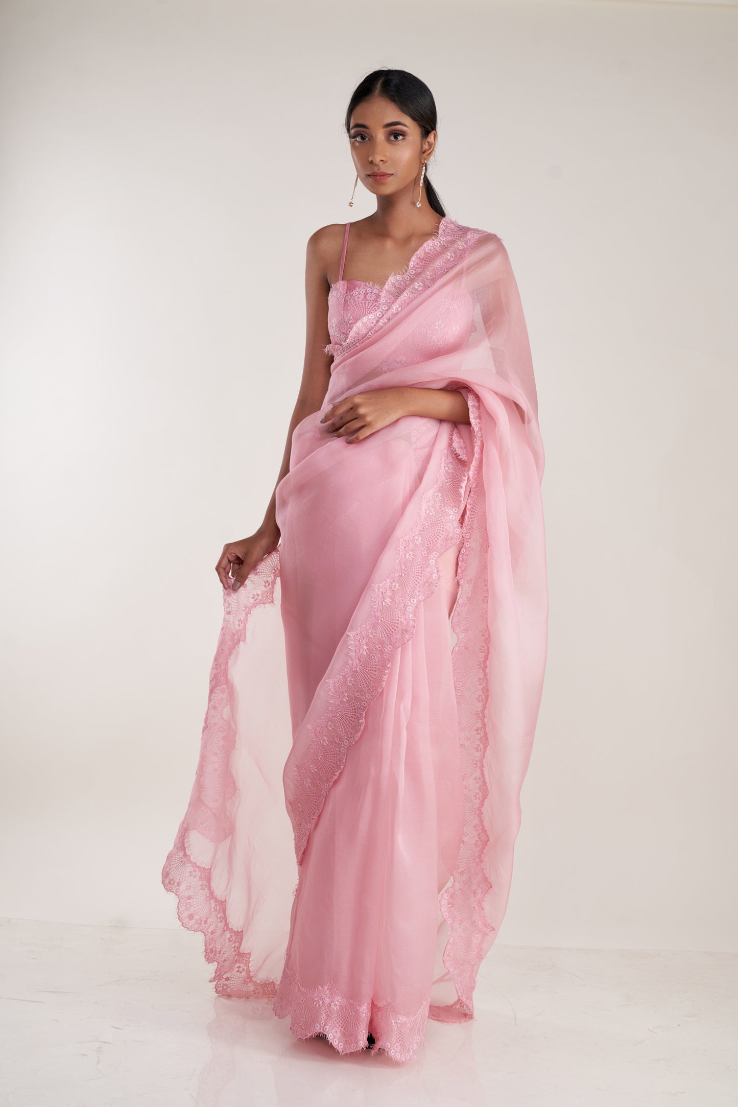 Rosebud Chantilly saree
