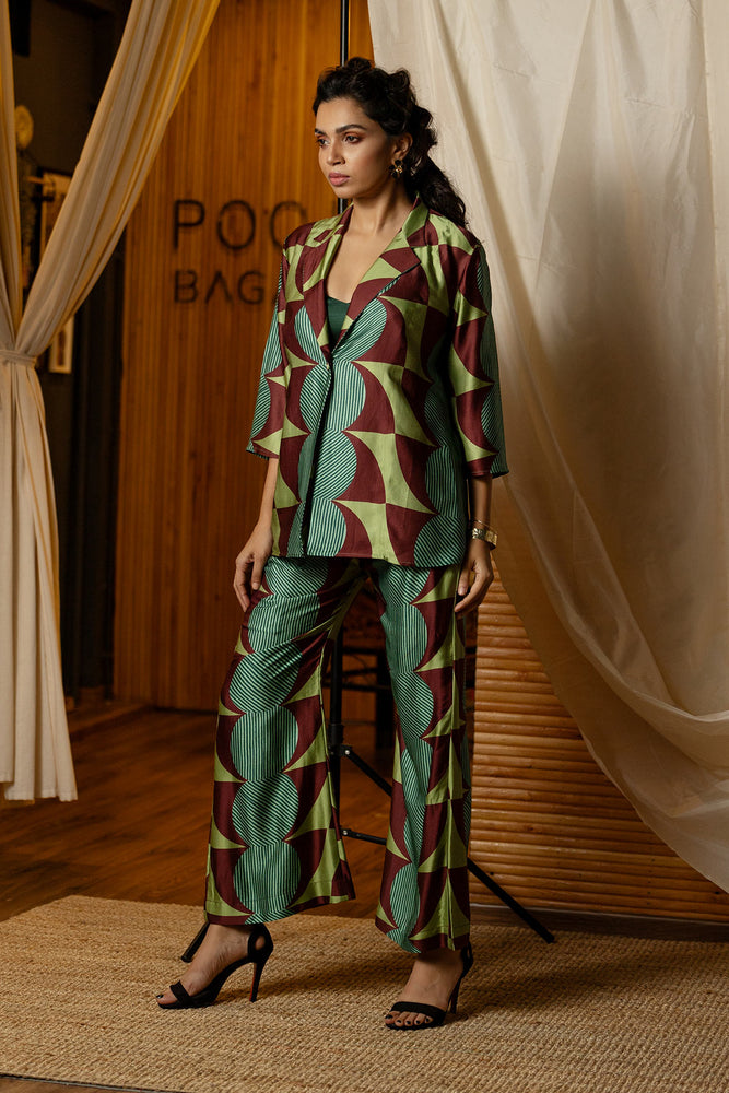 
                  
                    Dark green Geometric Pant Suit
                  
                